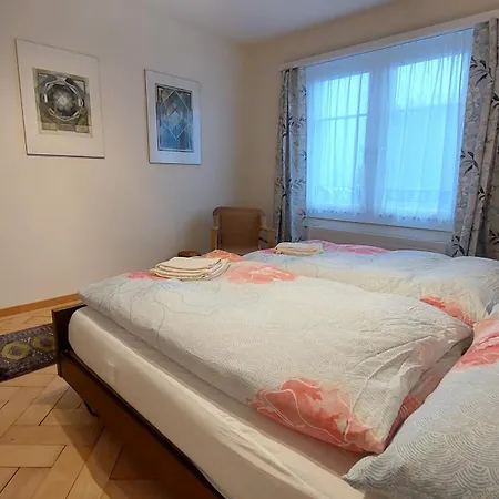 Renovierte 4,5-zi-wohnung Mit Parkplatz In Ruhiger Lage - 90m2