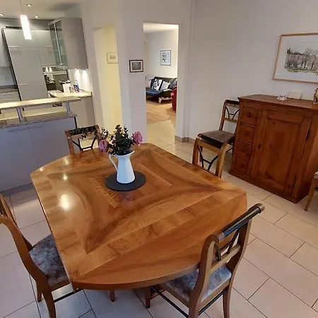Apartment Stilvolle 4,5 Zimmer-wohnung 90m2 - Fuer Urlaub & Business *