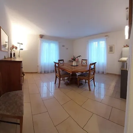 Stilvolle 4,5 Zimmer-wohnung 90m2 - Fuer Urlaub & Business