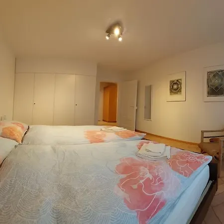 Stilvolle 4,5 Zimmer-wohnung 90m2 - Fuer Urlaub & Business * Wil