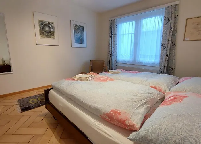 Renovierte 4,5-zi-wohnung Mit Parkplatz In Ruhiger Lage - 90m2